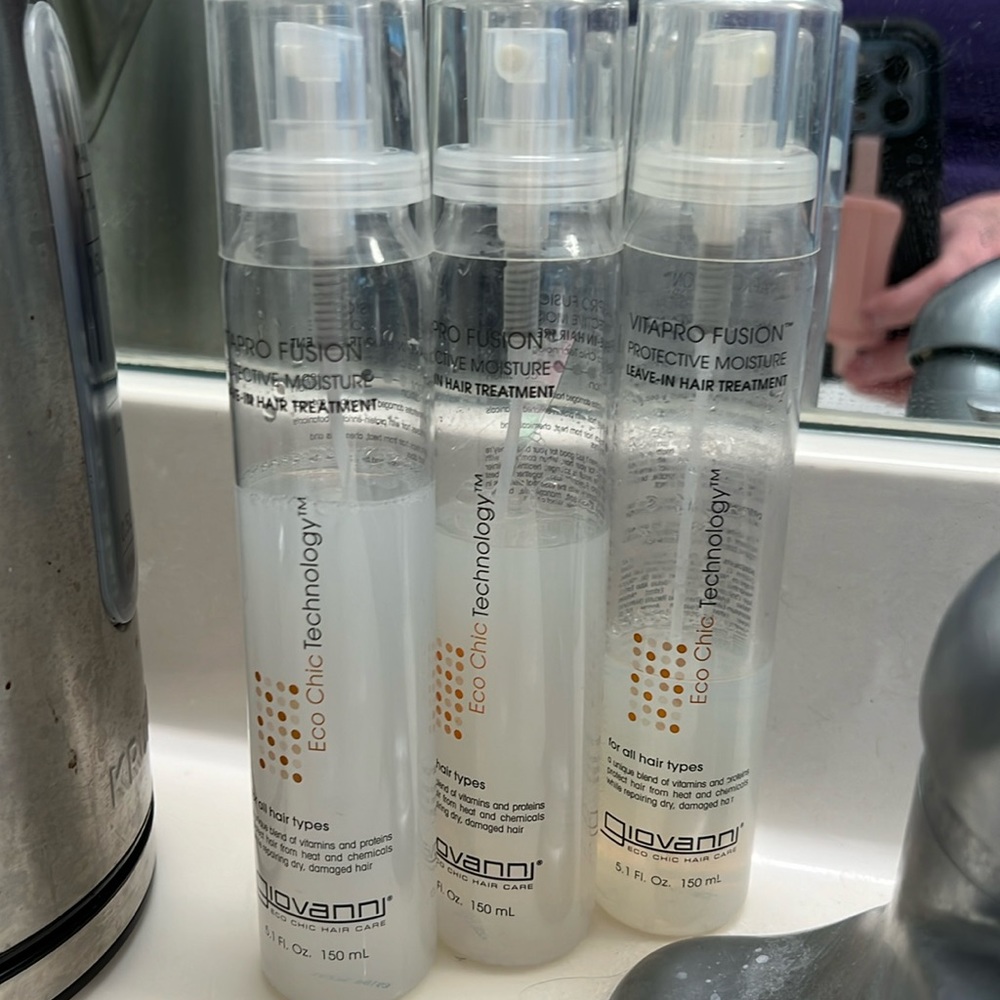Bundle of (2) Giovanni Damaged Hair Products
